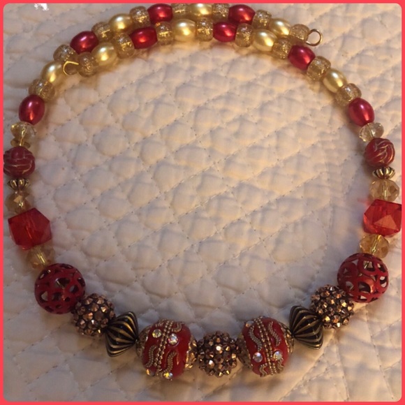 Festive Choker - Picture 7 of 10